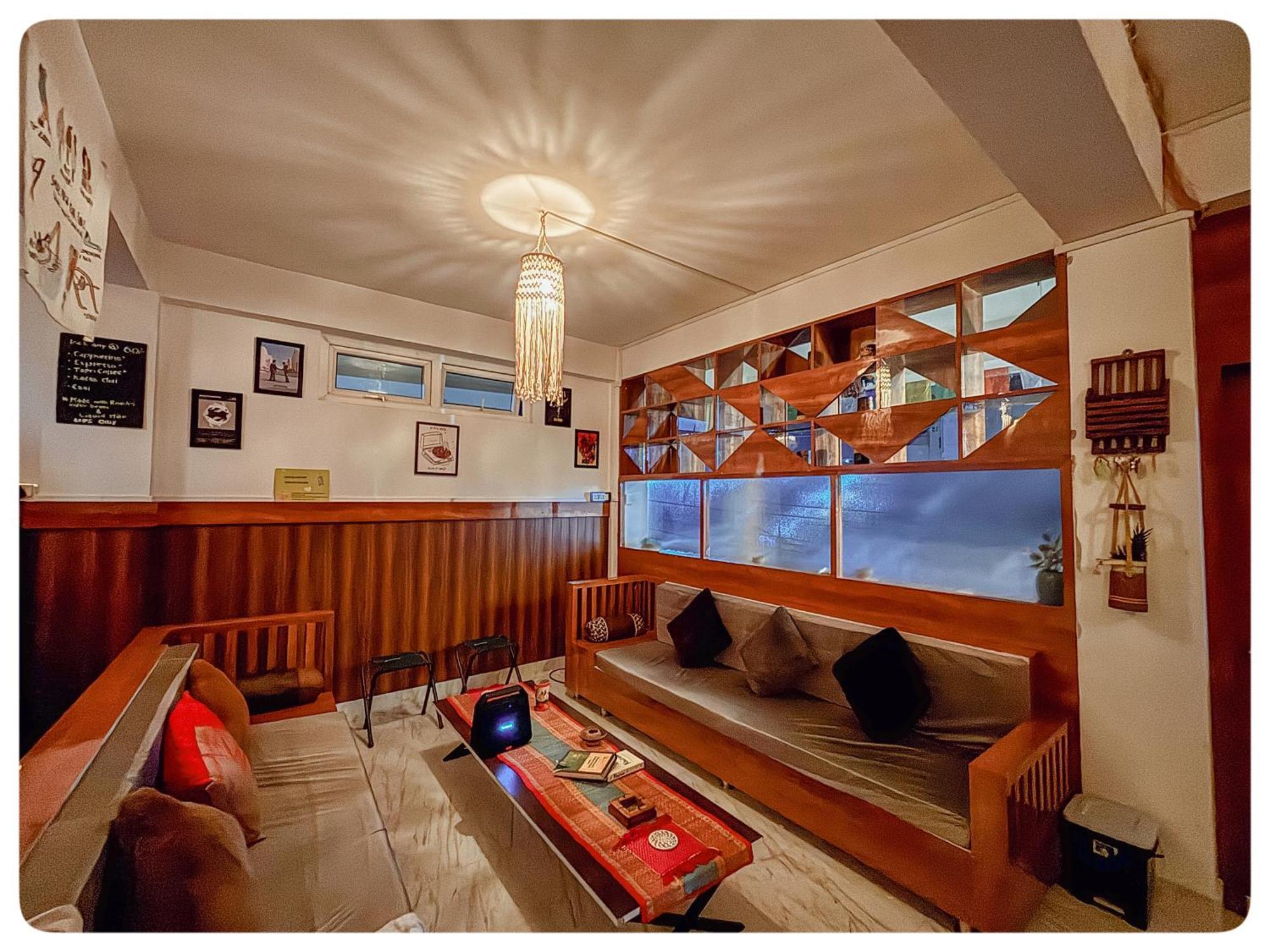 Stargaze Backpackers Shillong Hostel Exterior photo